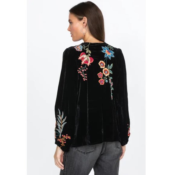 Johnny Was Ardell Velvet Relaxed Blouse Floral Embroidery Top Shirt Black NEW - Picture 4 of 8